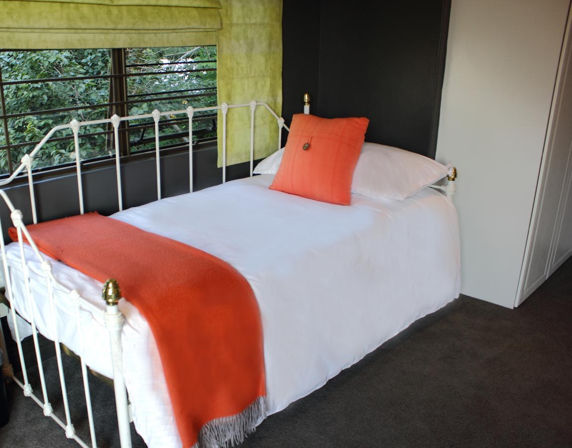 Koru Guesthouse Преторія Екстер'єр фото