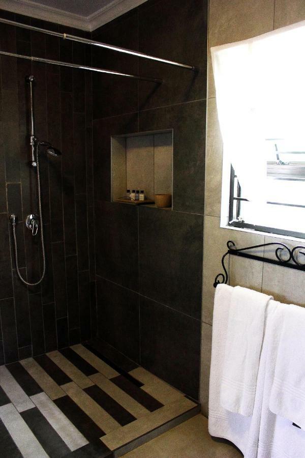 Koru Guesthouse Преторія Екстер'єр фото